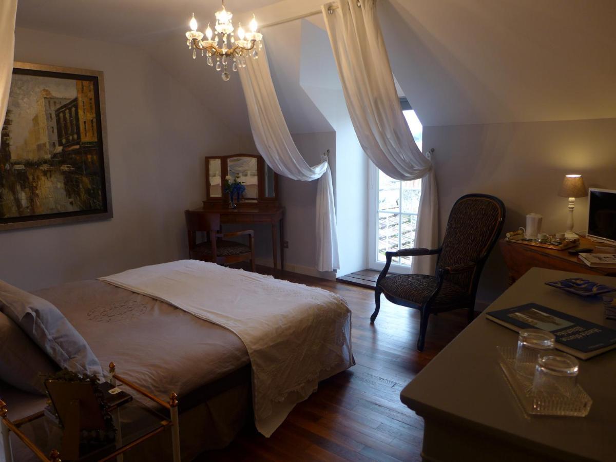 Le Piano Hotel Biesles Bagian luar foto