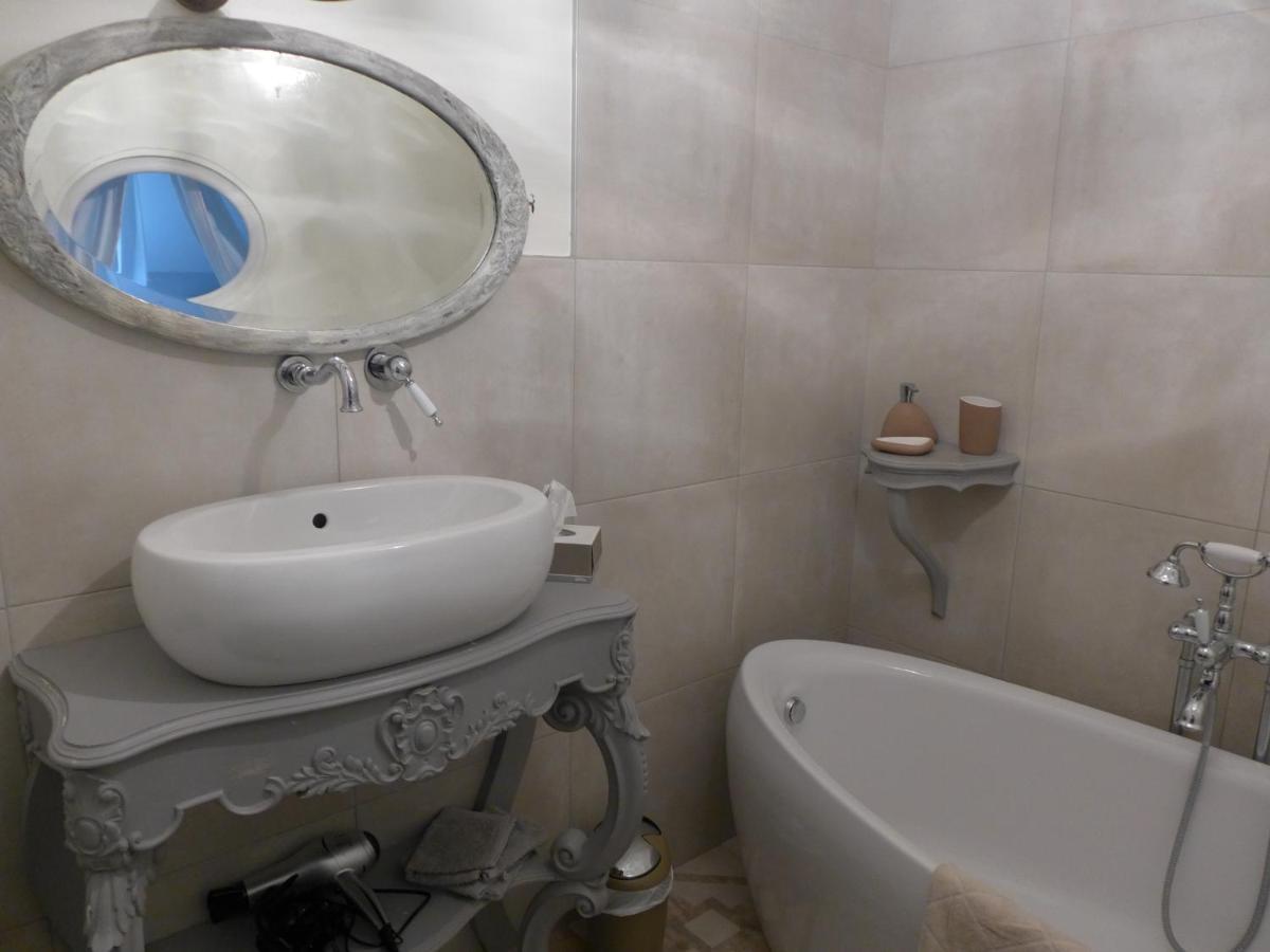 Le Piano Hotel Biesles Bagian luar foto