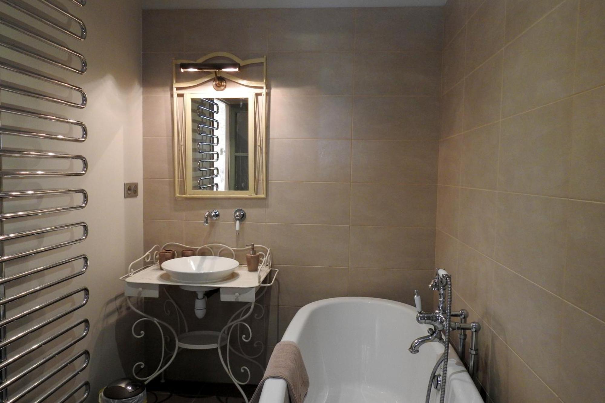 Le Piano Hotel Biesles Bagian luar foto