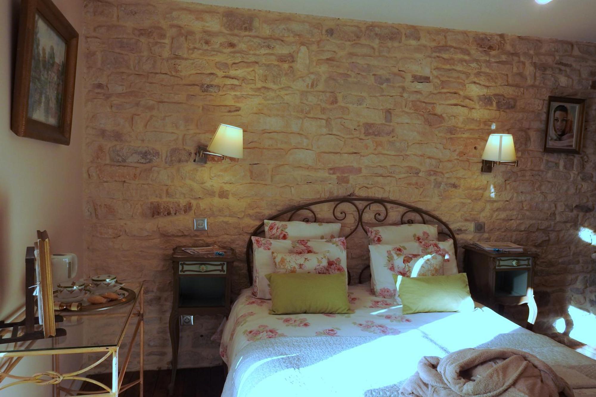 Le Piano Hotel Biesles Bagian luar foto